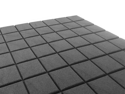 Flexakustik Square-30 плиты с квадратным рельефом из акустического поролона для звукопоглощения 