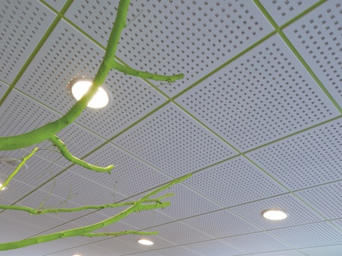 КНАУФ-Данолайн Belgravia акустические плиты для подвесного потолка со скрытой системой крепления на нетканом полотне